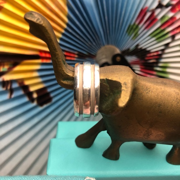 🦄Tiffany Sterling Silver Atlas Ring - Picture 4 of 5